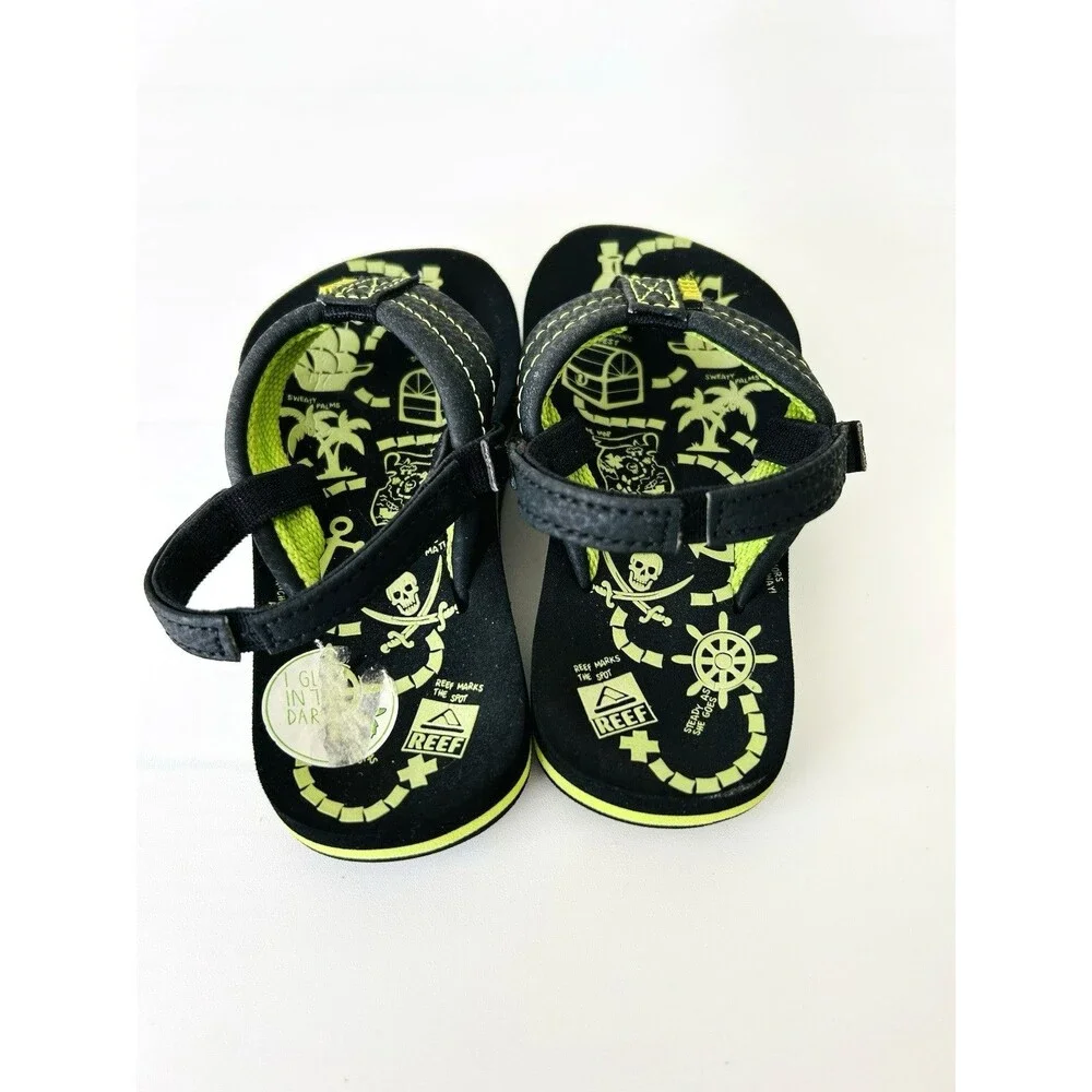 NWOT Reef Toddler Flip Flop Sandal Slip On Black Green Pirate 3/4